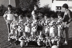 8114. 1981-82 - Poussins