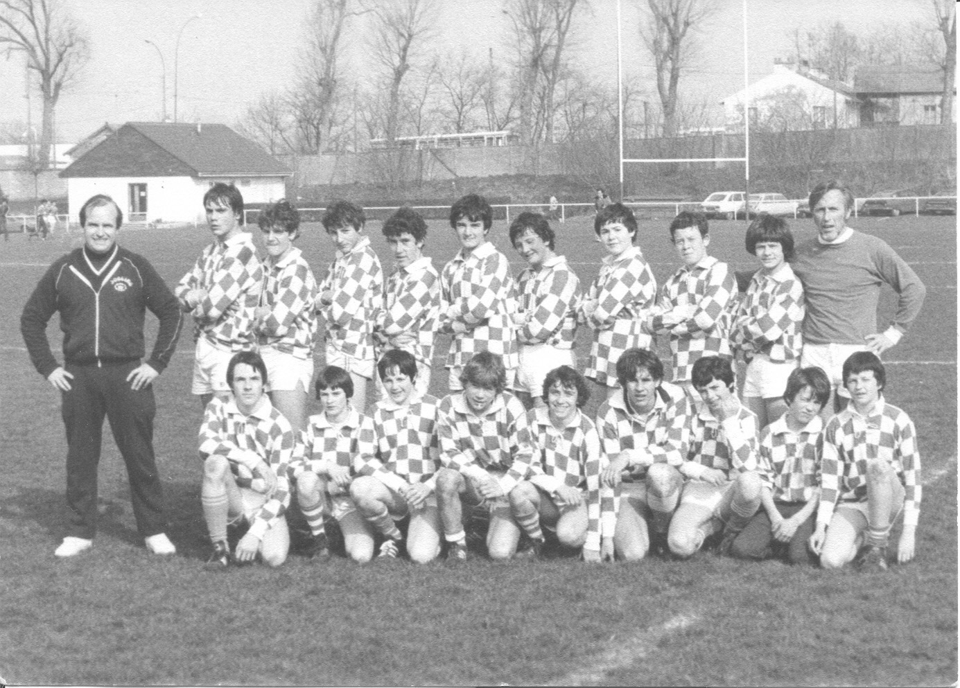 8106. 1981-82 - Minimes (Champions de Seine-et-Marne)