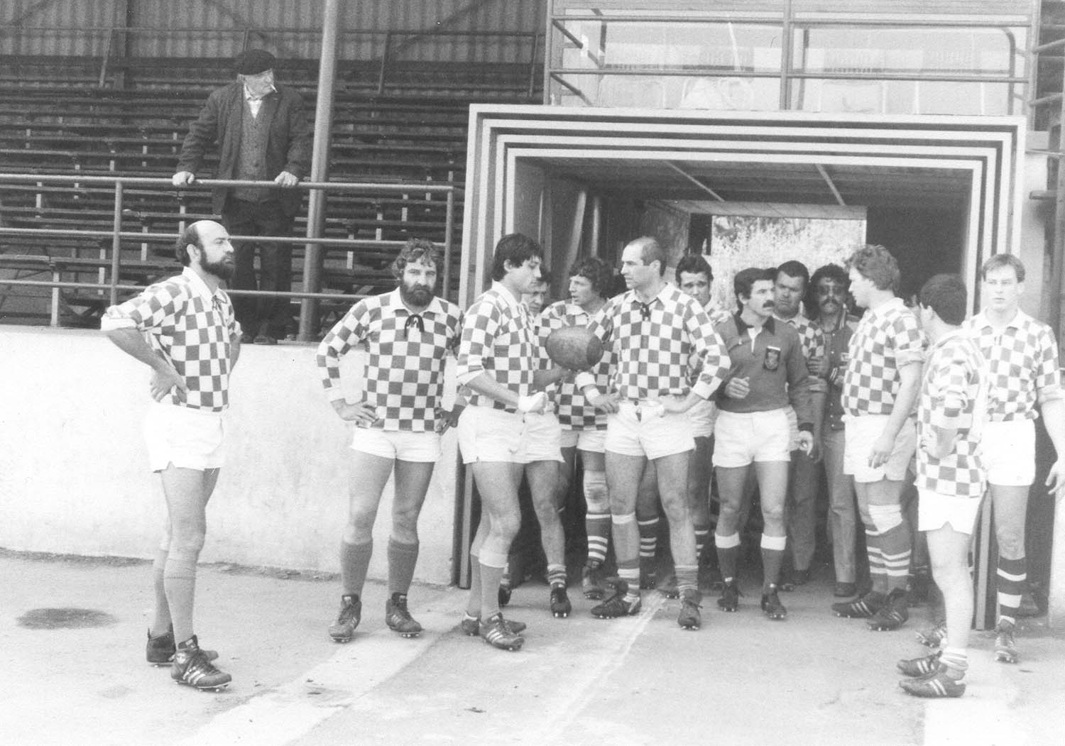 1984-85 – Photos de match seniors