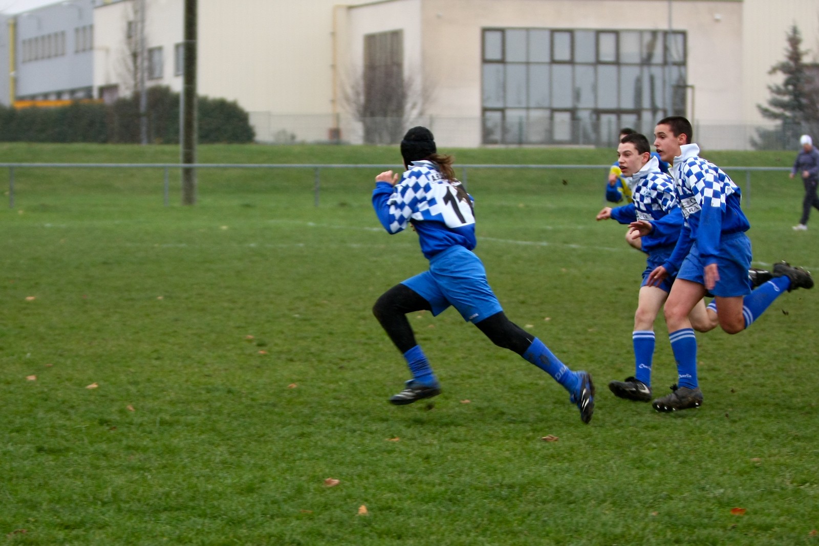 2009-11-28 (le soutien des copains)
