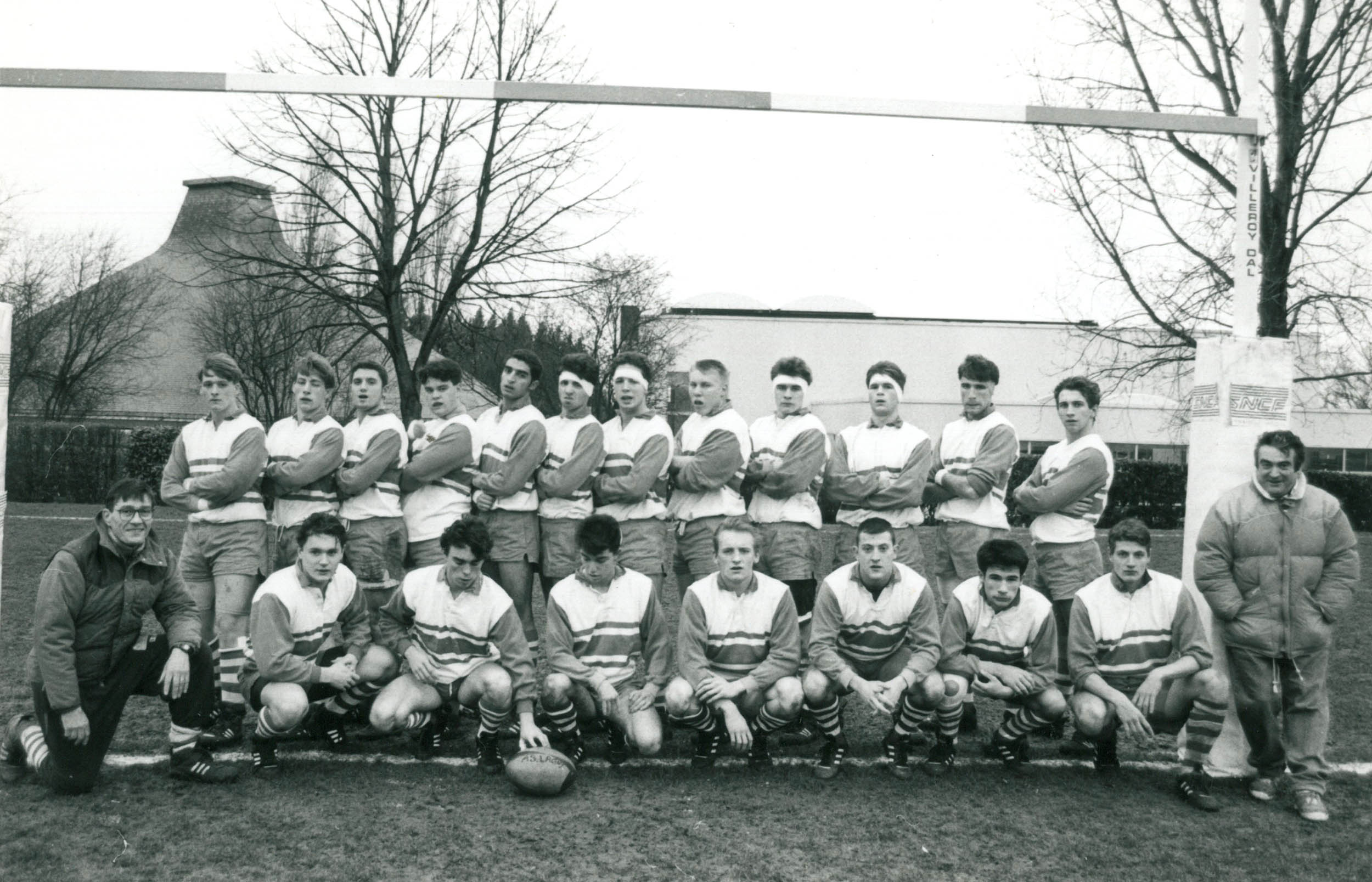 9330. 1993-94 - Juniors