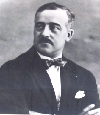 Le Dr Louis Bézian